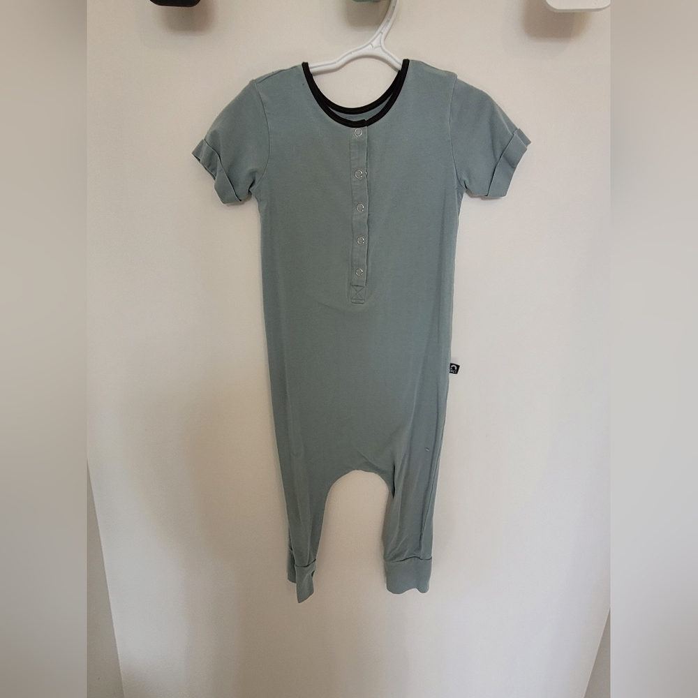 Rags romper